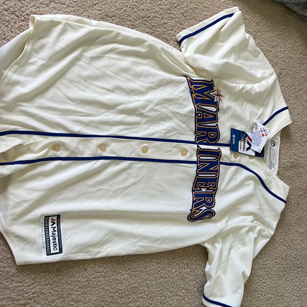 MLB JERSEY W TAGS